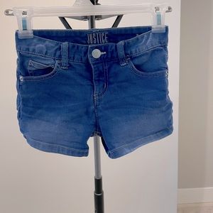 Girl’s jeans shorts